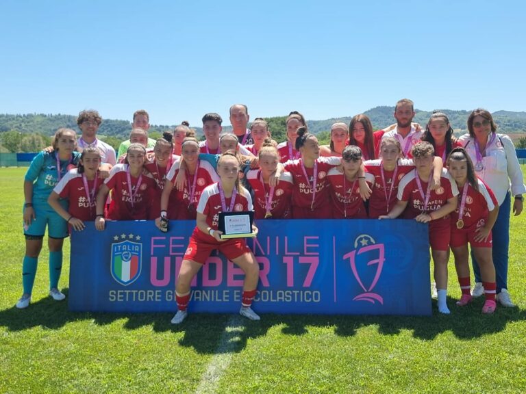 Pink Bari, la scuola calcio brilla. La U17 alle finali scudetto!