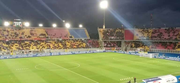 Lecce-Udinese, sfida cardiopalma al “Via del Mare”: le probabili formazioni. Arbitra Marchetti, fischio d’inizio alle 18:30.