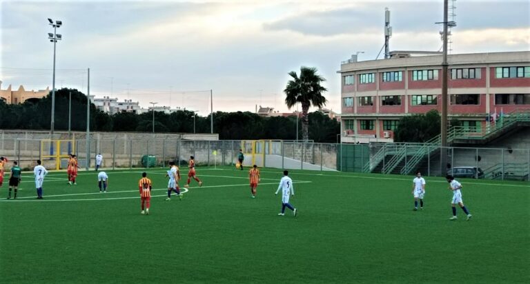 Città di Otranto, due colpi di testa vincenti per espugnare Massafra. 