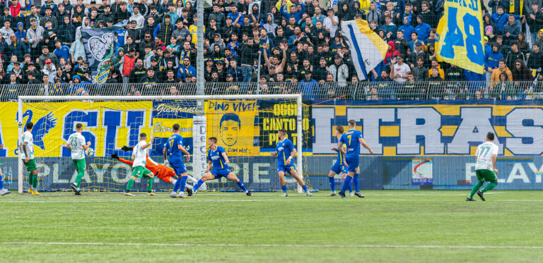 Per il Cerignola esordio al “Monterisi”, atteso il Messina con la squadra al completo