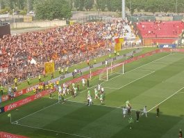 Tifosi del Lecce a Monza, maggio 2023