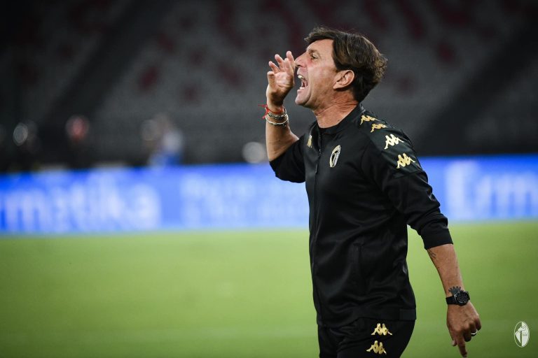 Bari, al San Nicola arriva il Cittadella. Mignani a caccia del primo successo casalingo aspettando il mercato