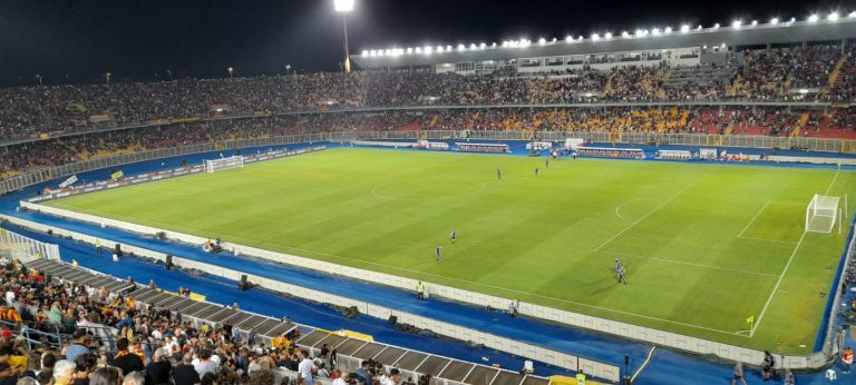 Vola Lecce, vola: battuta la Salernitana per 2-0 nel segno del “messia”.