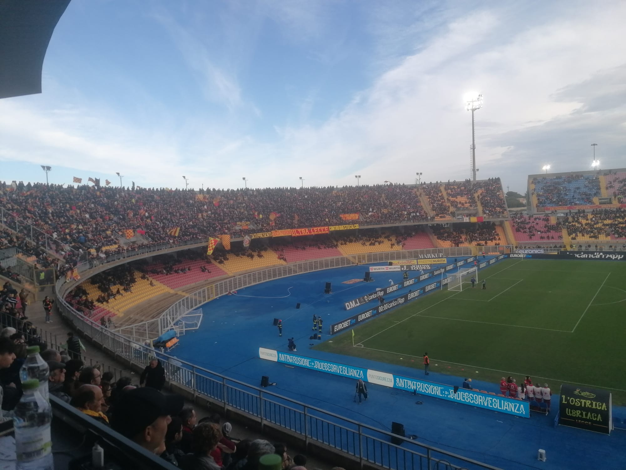 Baroni lancia Swiderski dal primo minuto, Blin o Gonzalez per rimpiazzare Kaba: le probabili formazioni di Lecce-Verona Baroni lancia Swiderski dal primo minuto, Blin o Gonzalez per rimpiazzare Kaba: le probabili formazioni di Lecce-Verona