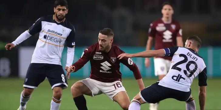Toro a gran velocità verso l’ Europa, Lecce da “profondo rosso”: termina 2-0 per i granata l’ anticipo della 25° giornata Toro a gran velocità verso l’ Europa, Lecce da “profondo rosso”: termina 2-0 per i granata l’ anticipo della 25° giornata