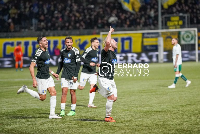 Cerignola ed Avellino non si fanno male, a Ruggiero risponde Gori, termina 1 a 1