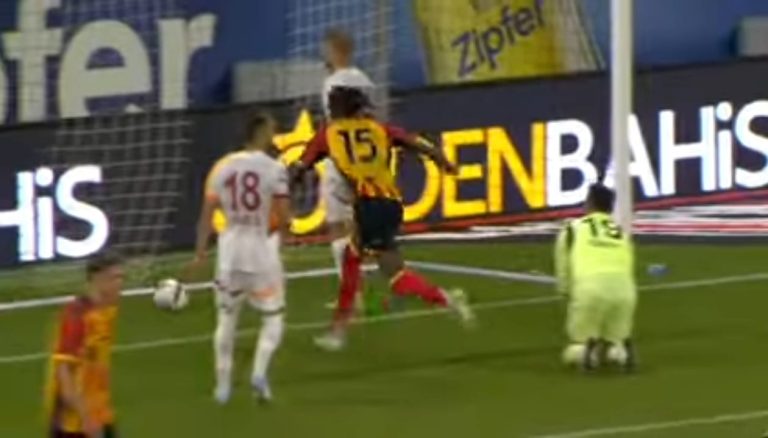 Un grande Lecce cede di misura ai campioni di Turchia del Galatasaray: un risultato che lascia ben sperare