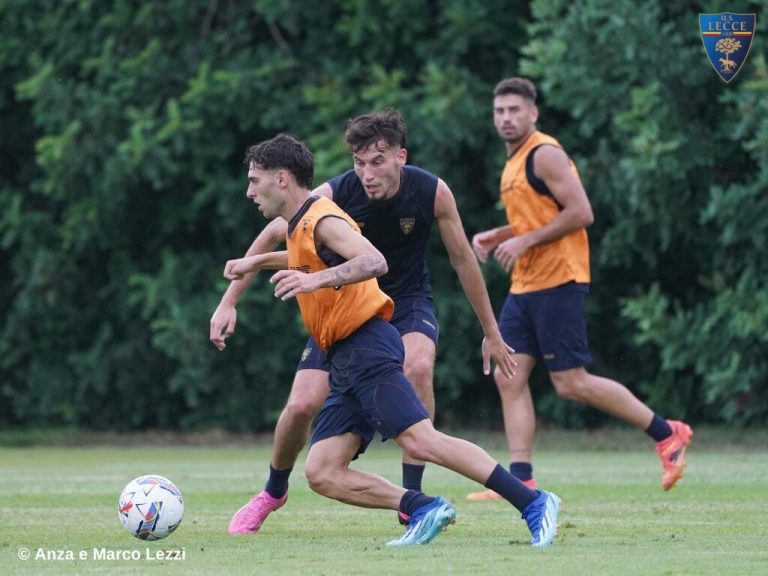 Lecce, squadra al lavoro