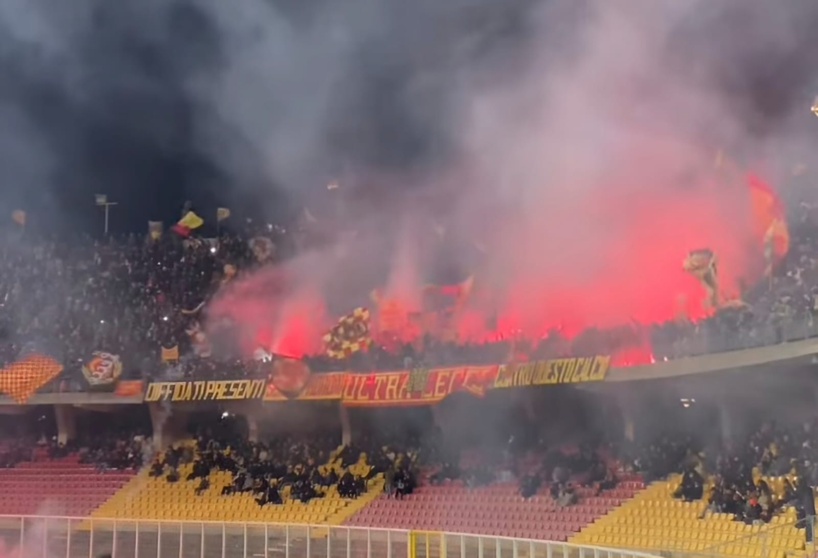 Il miglior Lecce della stagione non riesce a superare la Lazio: al “Via del Mare” termina 2-1 per i biancocelesti Il miglior Lecce della stagione non riesce a superare la Lazio: al “Via del Mare” termina 2-1 per i biancocelesti