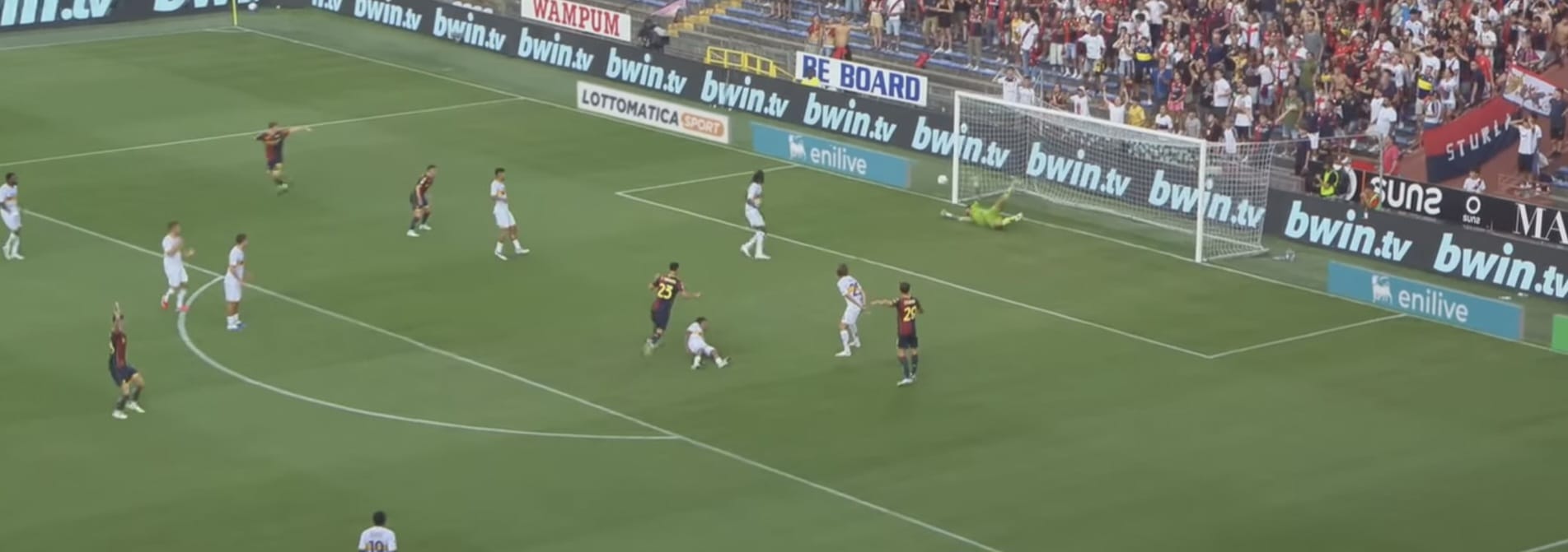 Un ottimo Lecce ed un super Falcone domano il Genoa: primo punto della gestione Di Francesco Un ottimo Lecce ed un super Falcone domano il Genoa: primo punto della gestione Di Francesco