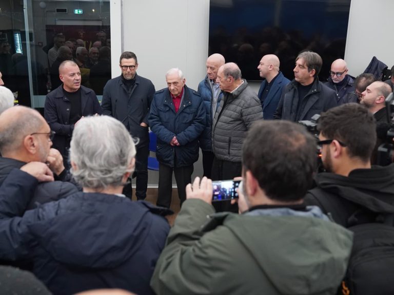 Lecce: tradizionale scambio di auguri