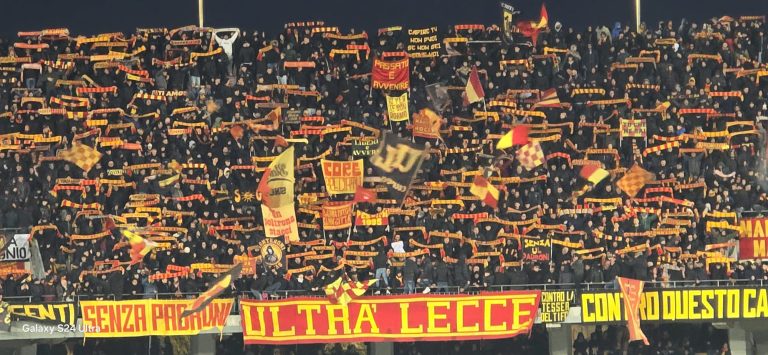 Il Lecce gioca per il pareggio, l’Inter per la vittoria: Mkhitaryan e Akanji nel finale fanno esultare i nerazzurri