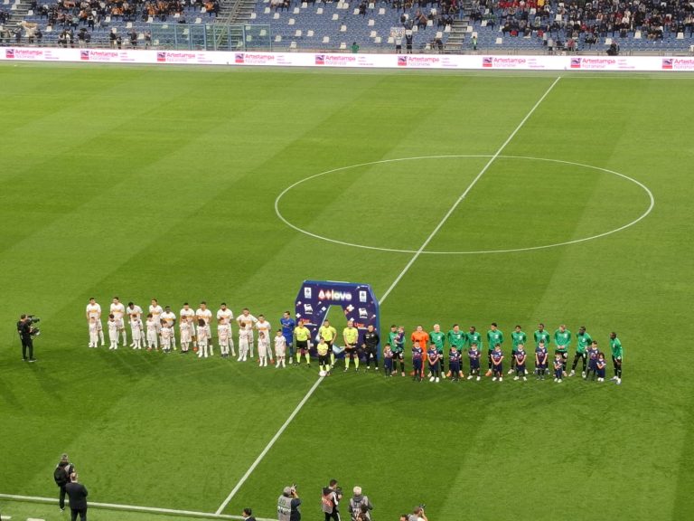 Serie A LIVE: Sassuolo-Lecce 2-3! Finale!