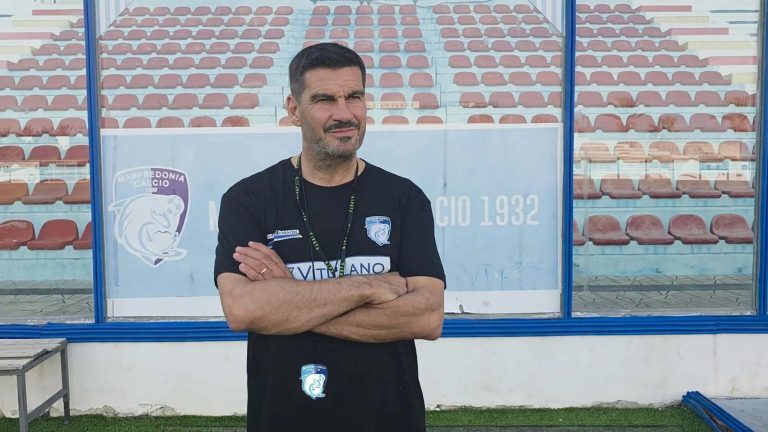 𝗠anfredonia, al via la nuova stagione: 𝗖iaramella accende l’entusiasmo. “𝗤ui per far diventire la gente”